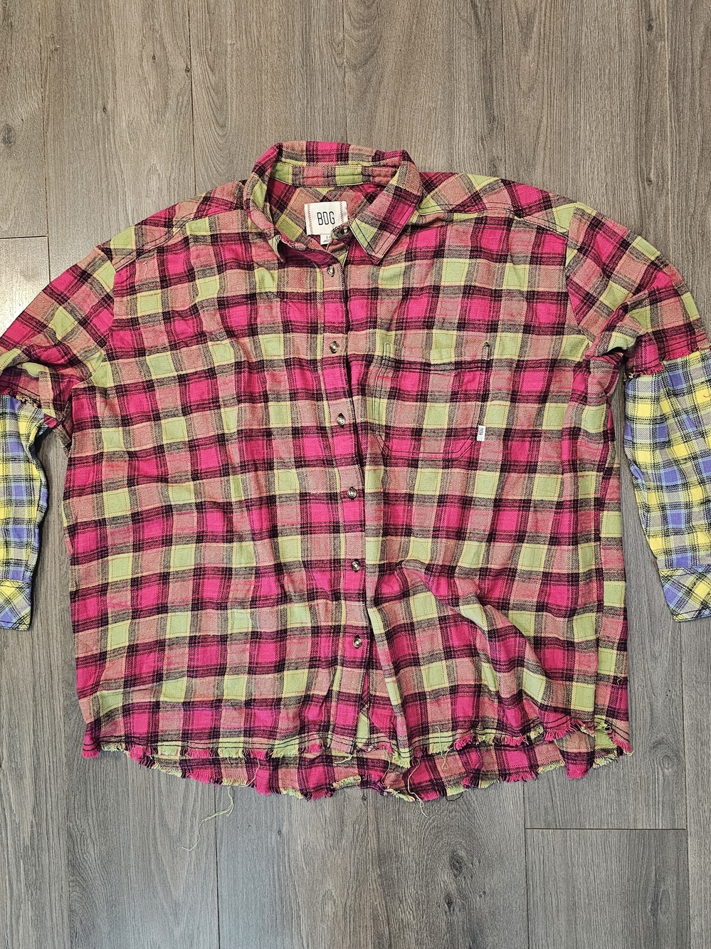 NwT BDG Women's Oversized Colorful  Plaid Flannel Shirt - Size Large